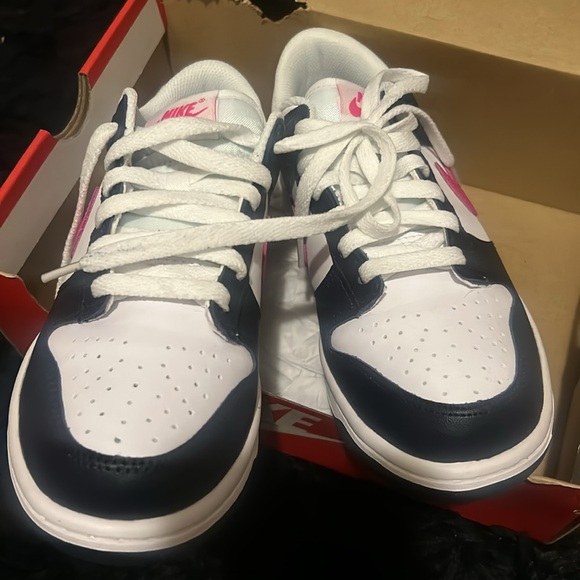 Nike dunks - Picture 2 of 4